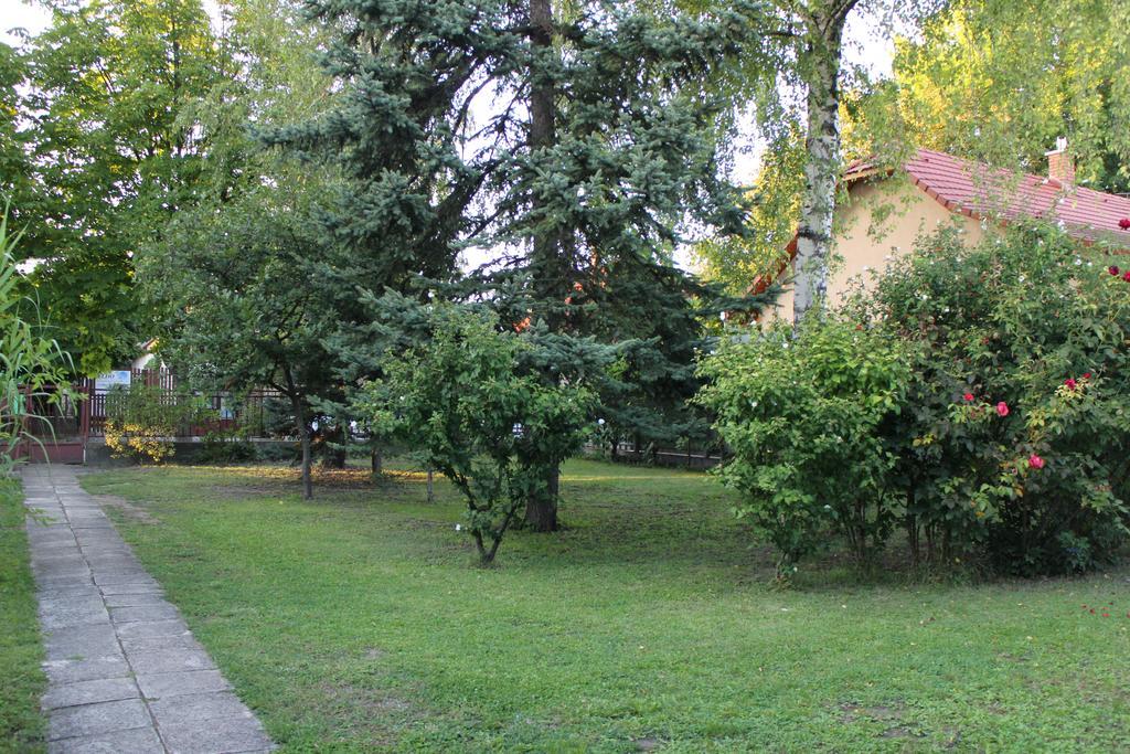 Willa Evelin Nyaralohaz Siófok Zewnętrze zdjęcie